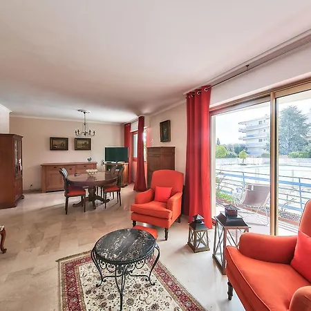 Weekome L'Olivaie - Juan Les Pins Apartment